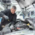 Top 10 Signs Your Vehicle Requires Immediate Repair: Attention Today